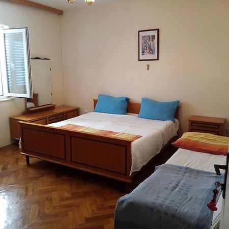 House Elka Hotell Baška Voda Eksteriør bilde