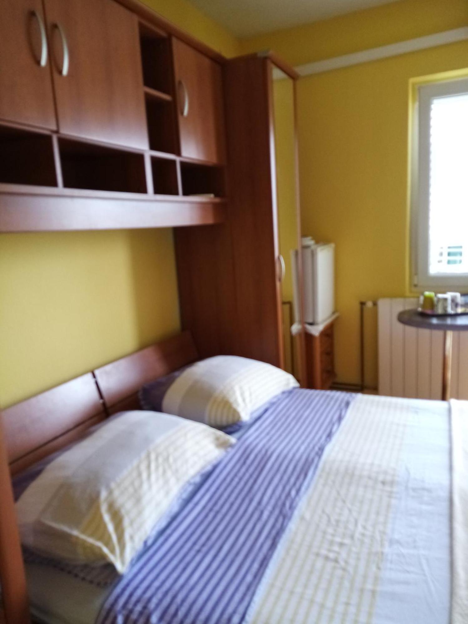 House Elka Hotell Baška Voda Eksteriør bilde